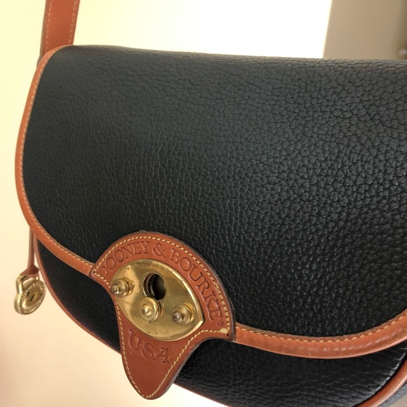 VINTAGE Dooney & Bourke Large Calvary crossbody Bag - Picture 13 of 16